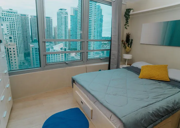 Chic Eastwood W Pool Access, 55inch Tv And Wifi Aparthotel 4*