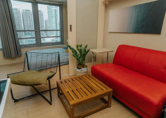 Aparthotel Chic Eastwood W Pool Access, 55inch Tv And Wifi 4*